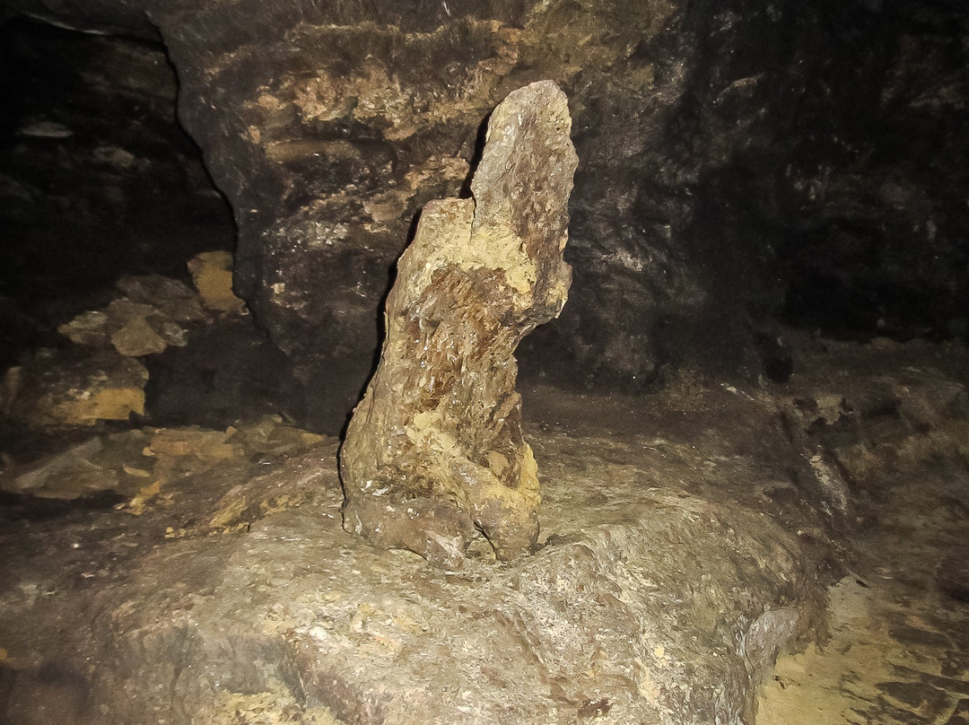Cave Verteba-Borschiv必去景点