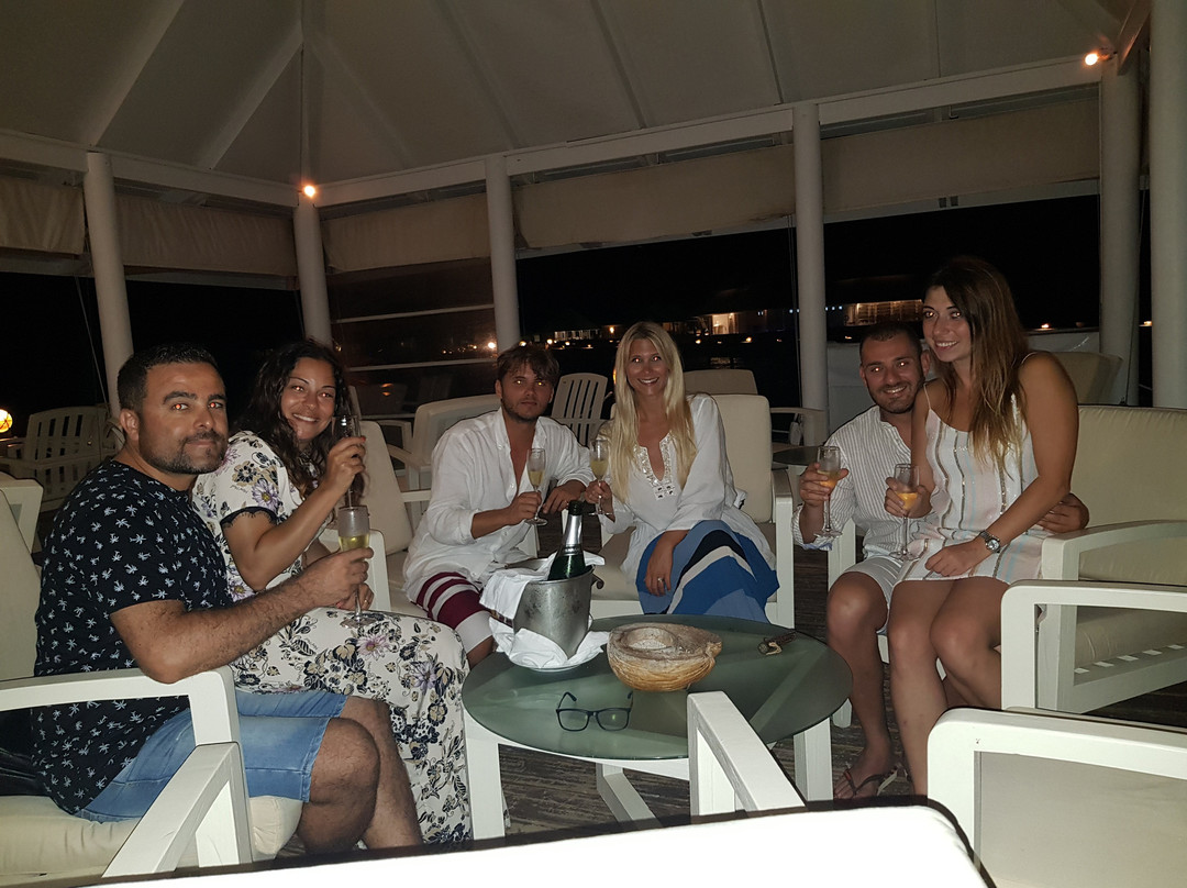 钻石岛泰达富士海滩和水上别墅酒店主图