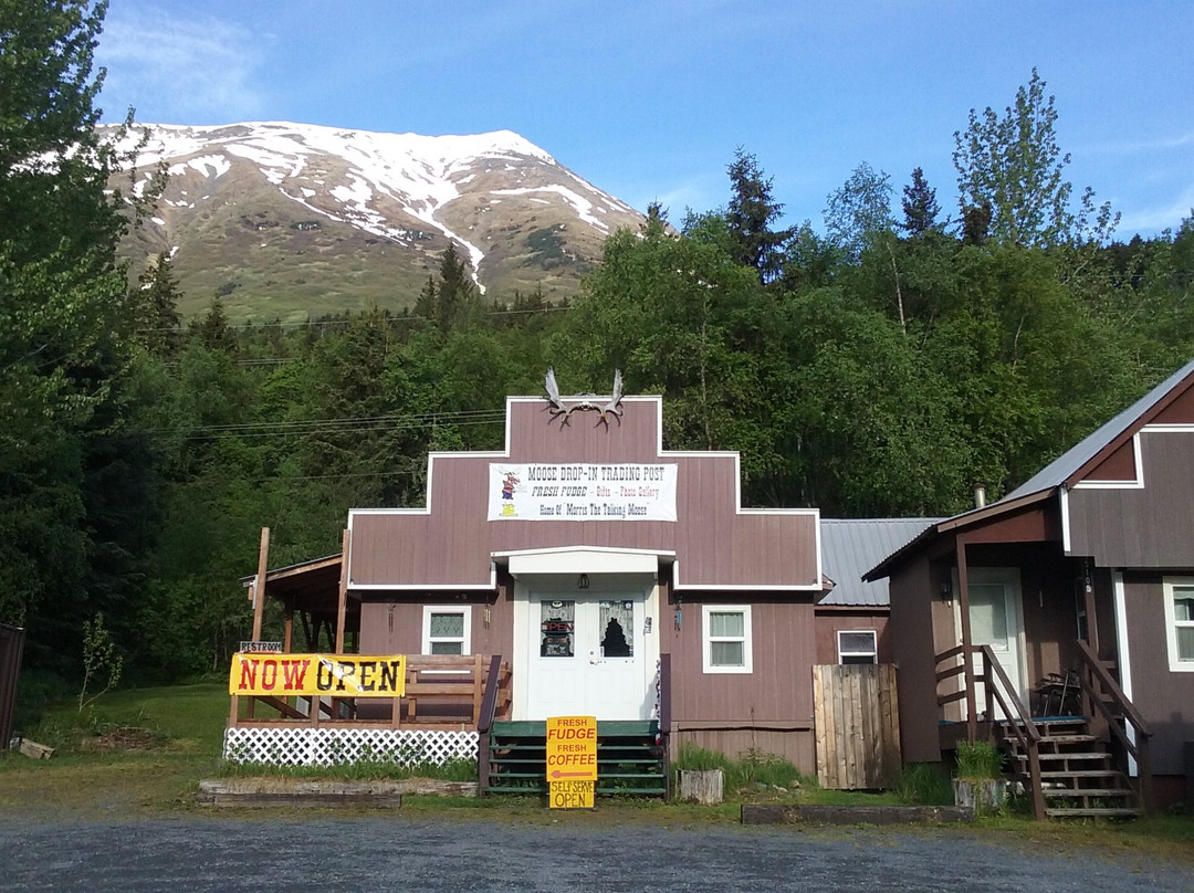 Moose Drop-In Trading Post-穆斯帕斯必去景点