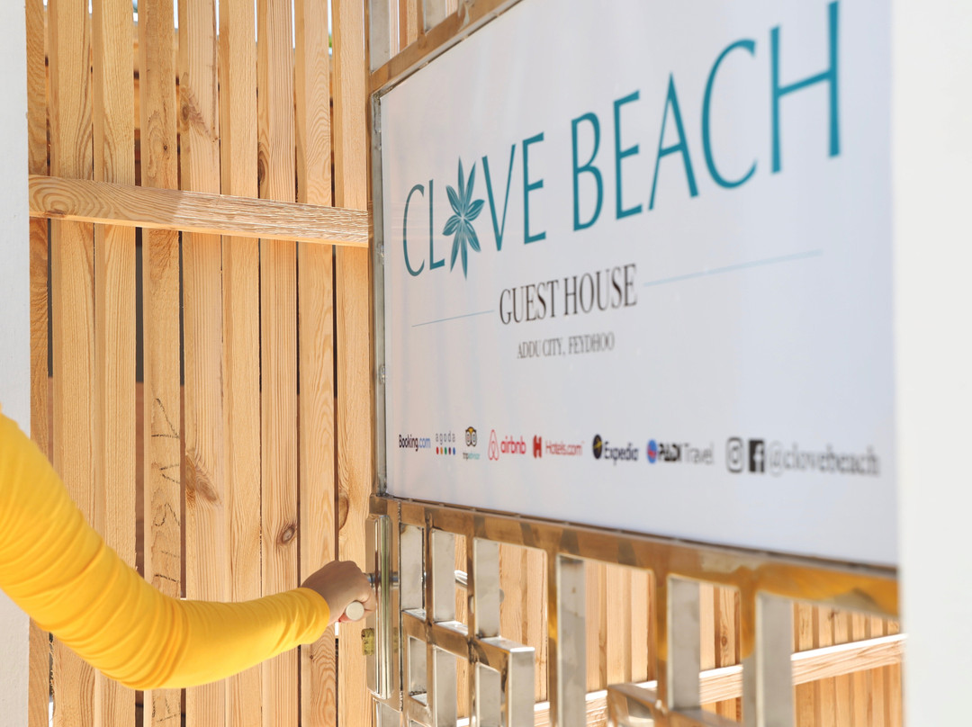 阿杜环礁酒店住宿-Clove Beach