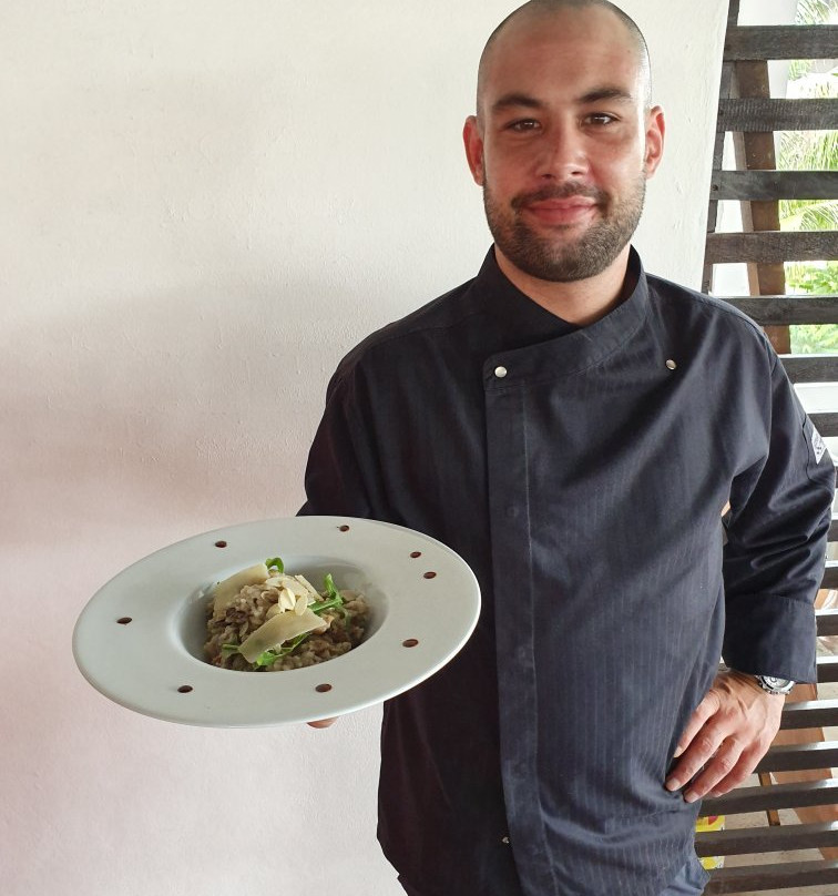 Jim Jam's Retaurant & Lounge Bar