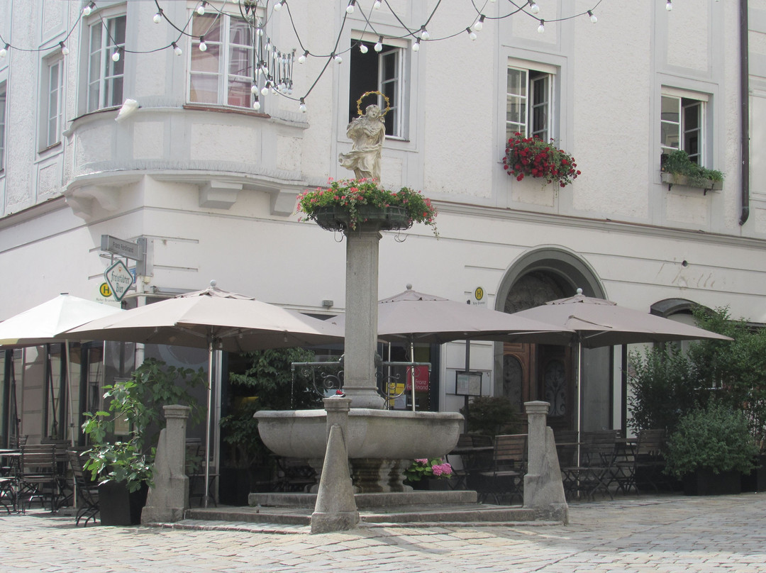 Roter Brunnen-施泰尔必去景点