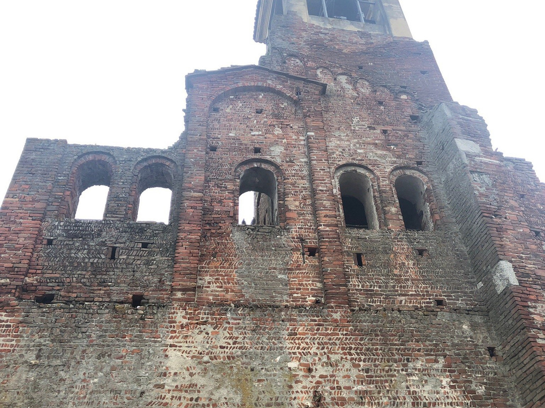Basilica di Santa Maria Maggiore-Lomello必去景点