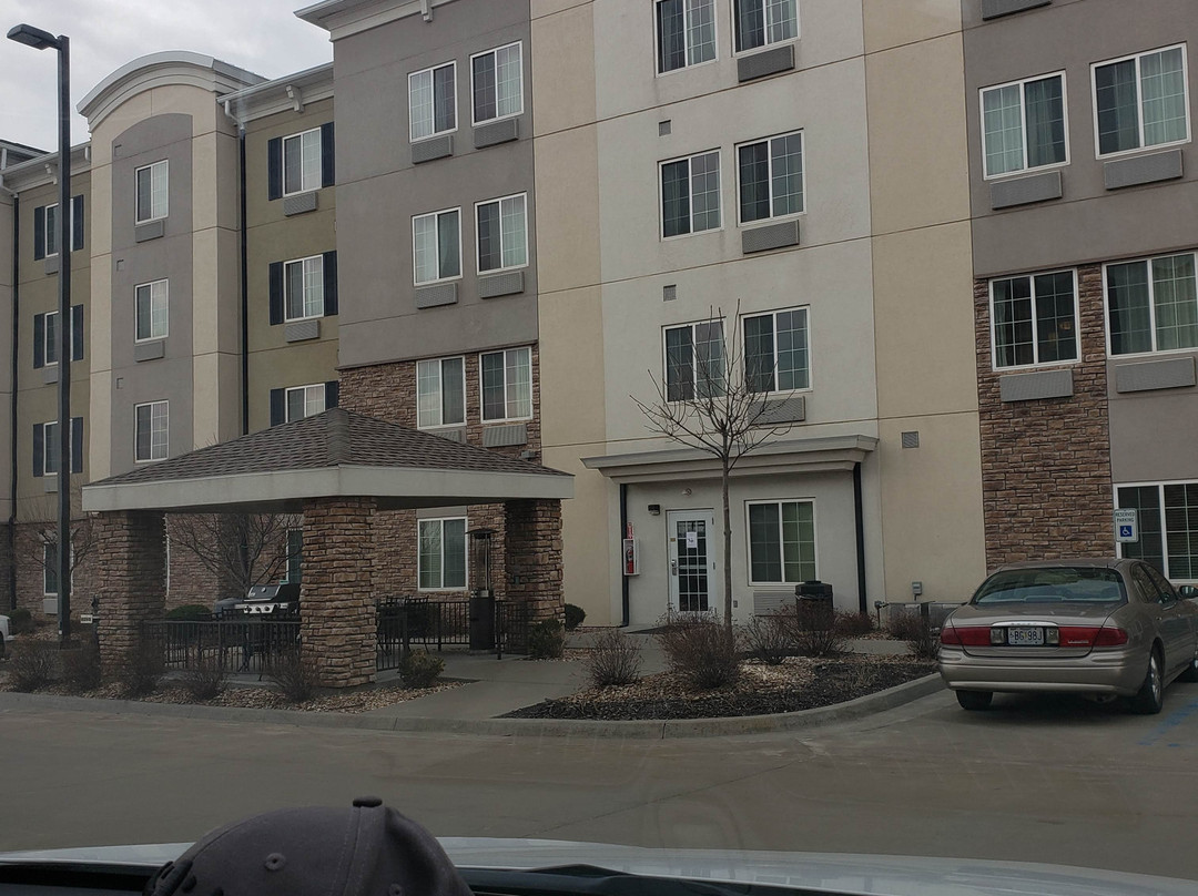 Candlewood Suites St. Joseph By IHG主图