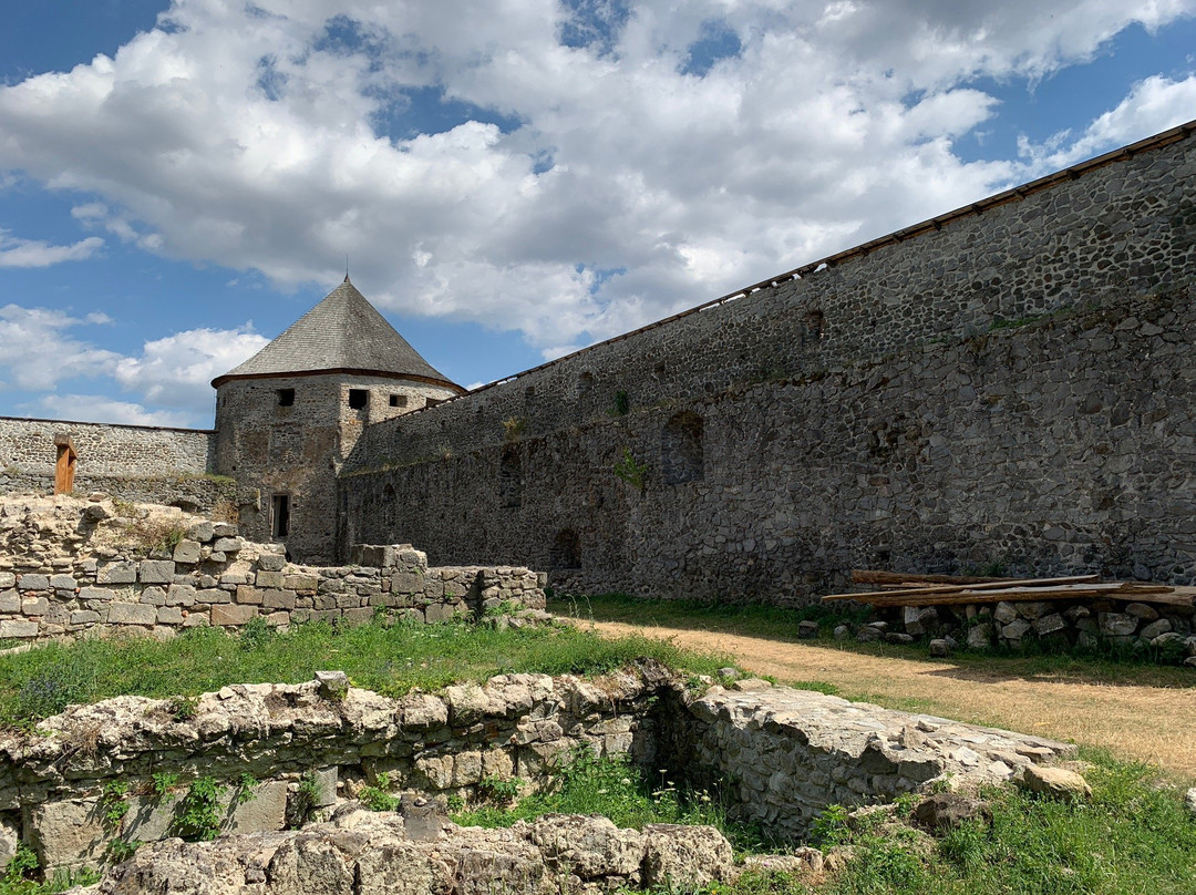 The fort Bzovík-Bzovik必去景点
