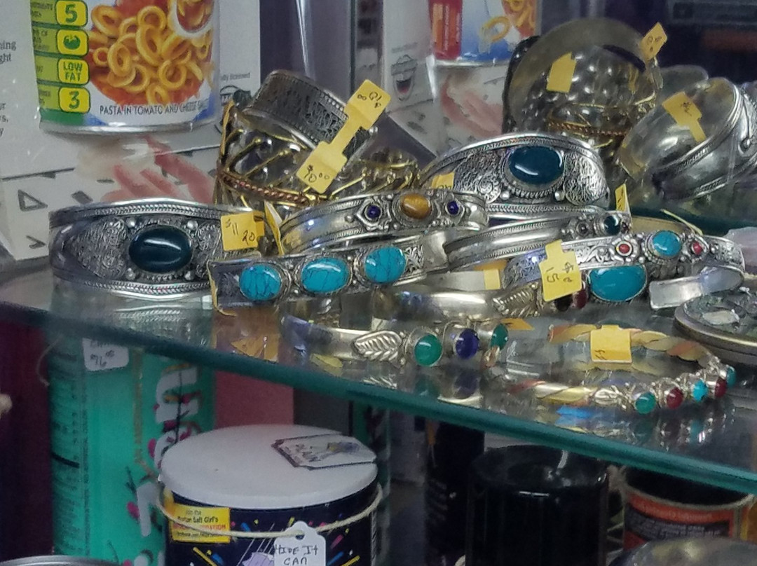 Ms. Be's Purple Bus-Ocoee必去景点