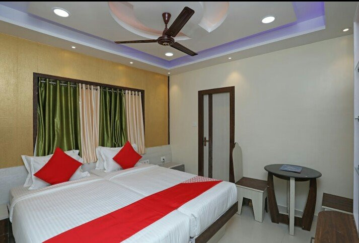 Green Edge Regency主图