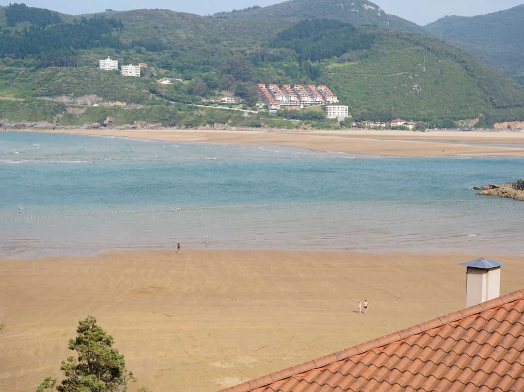 芒达卡公寓主图