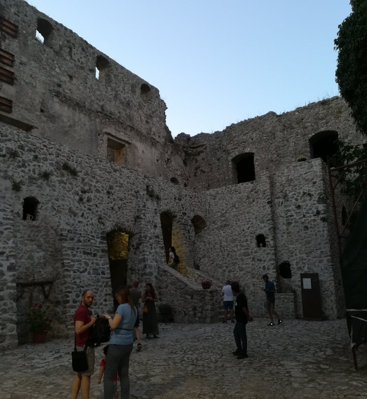 Castello di Riardo-Riardo必去景点