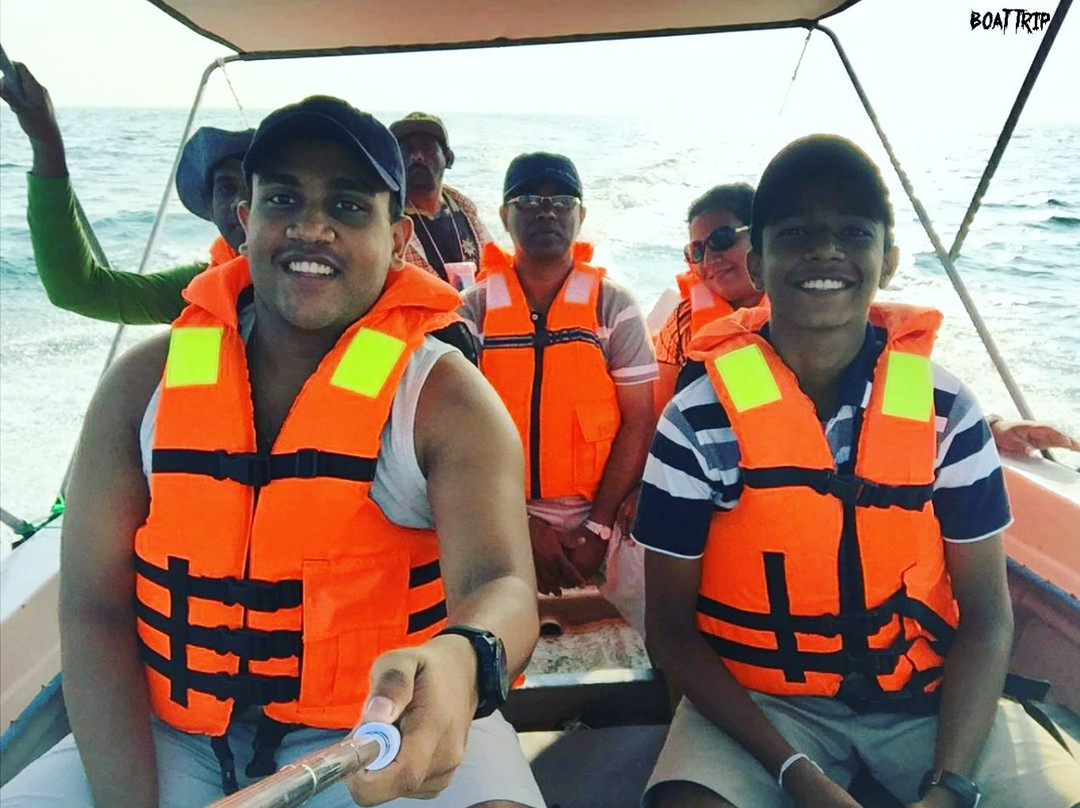 Boat Trip-卡尔皮蒂耶必去景点