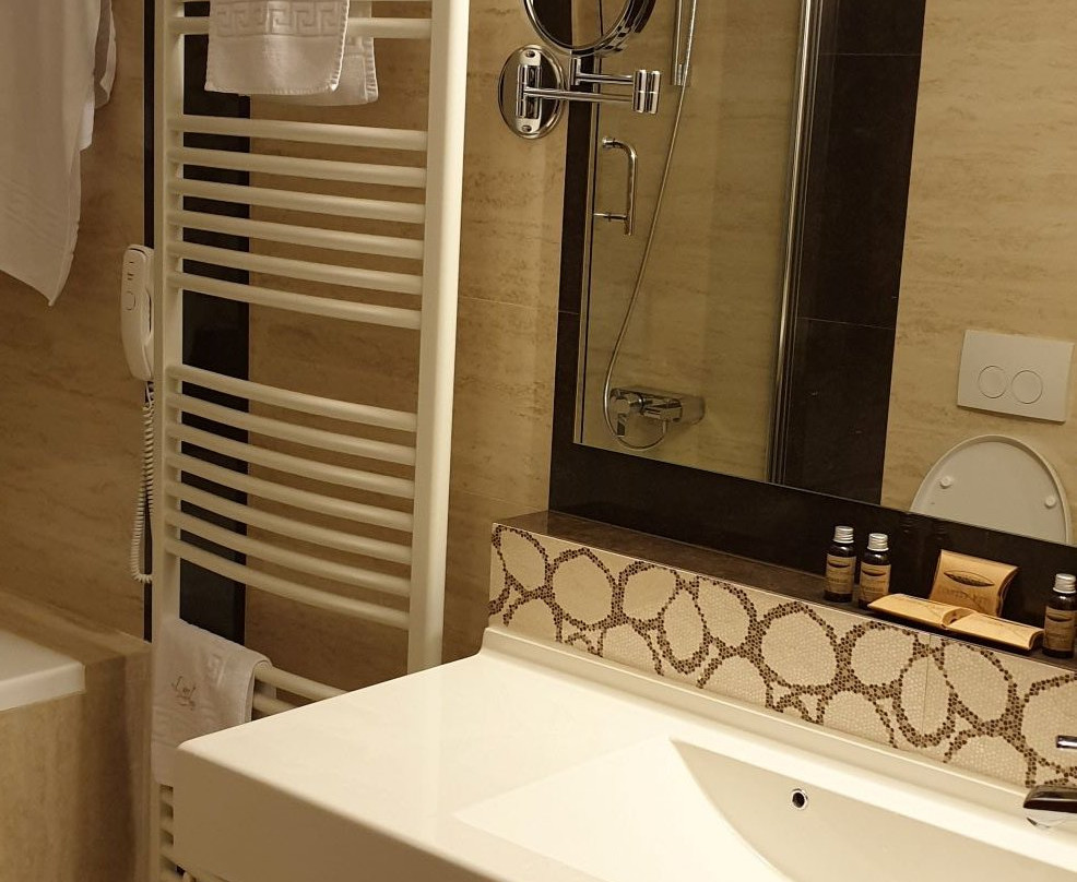 L'Art Hotel Carei主图