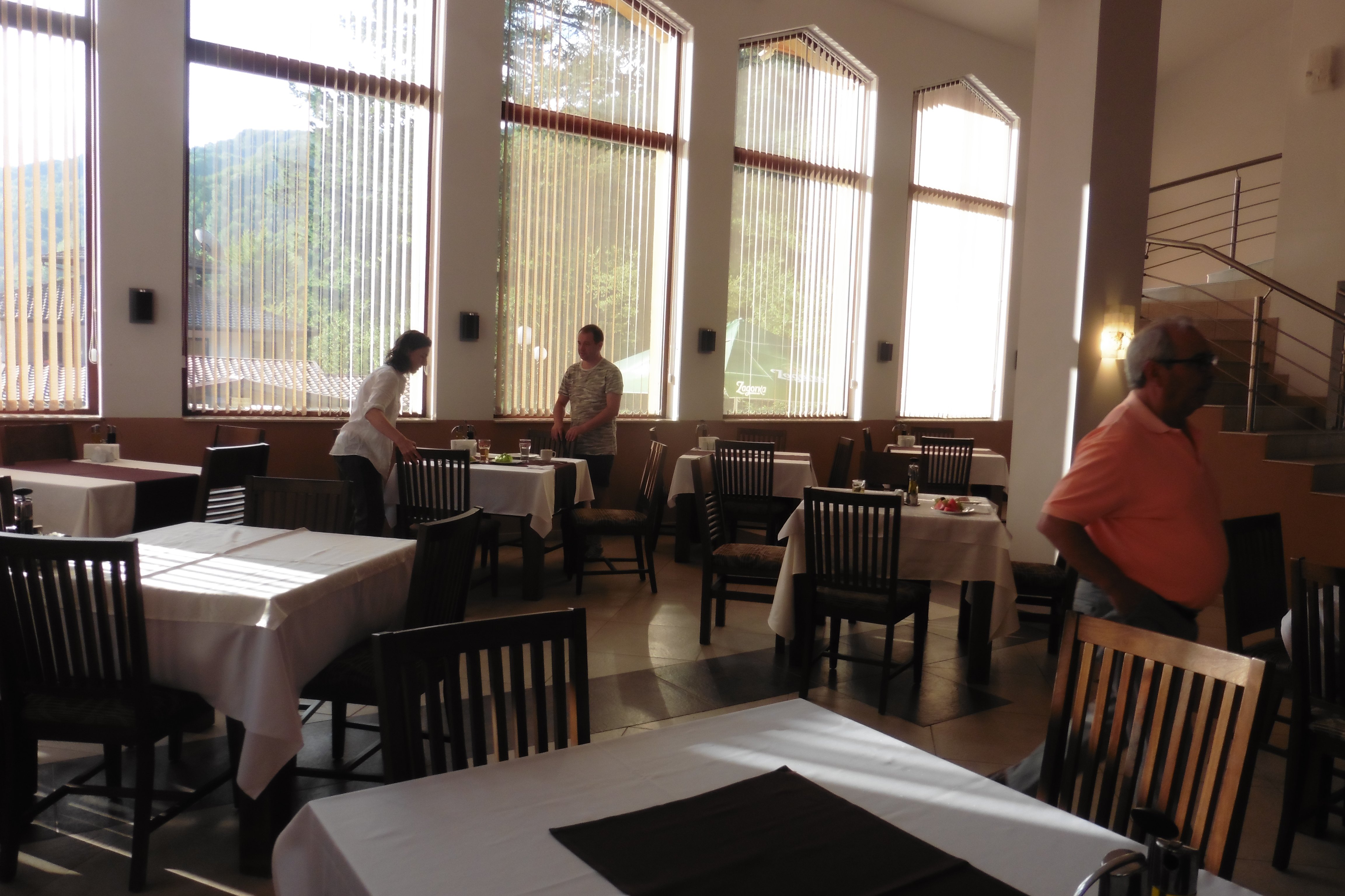 Balkan Hotel-餐饮