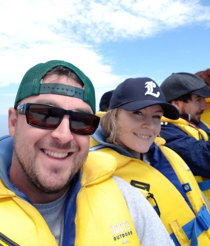 Dixon's Zodiac Seafari-Neil's Harbor必去景点