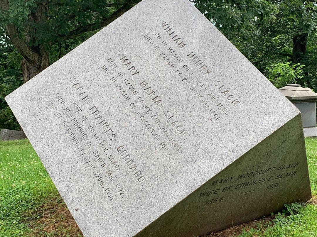 Oak Grove Cemetery景点图片