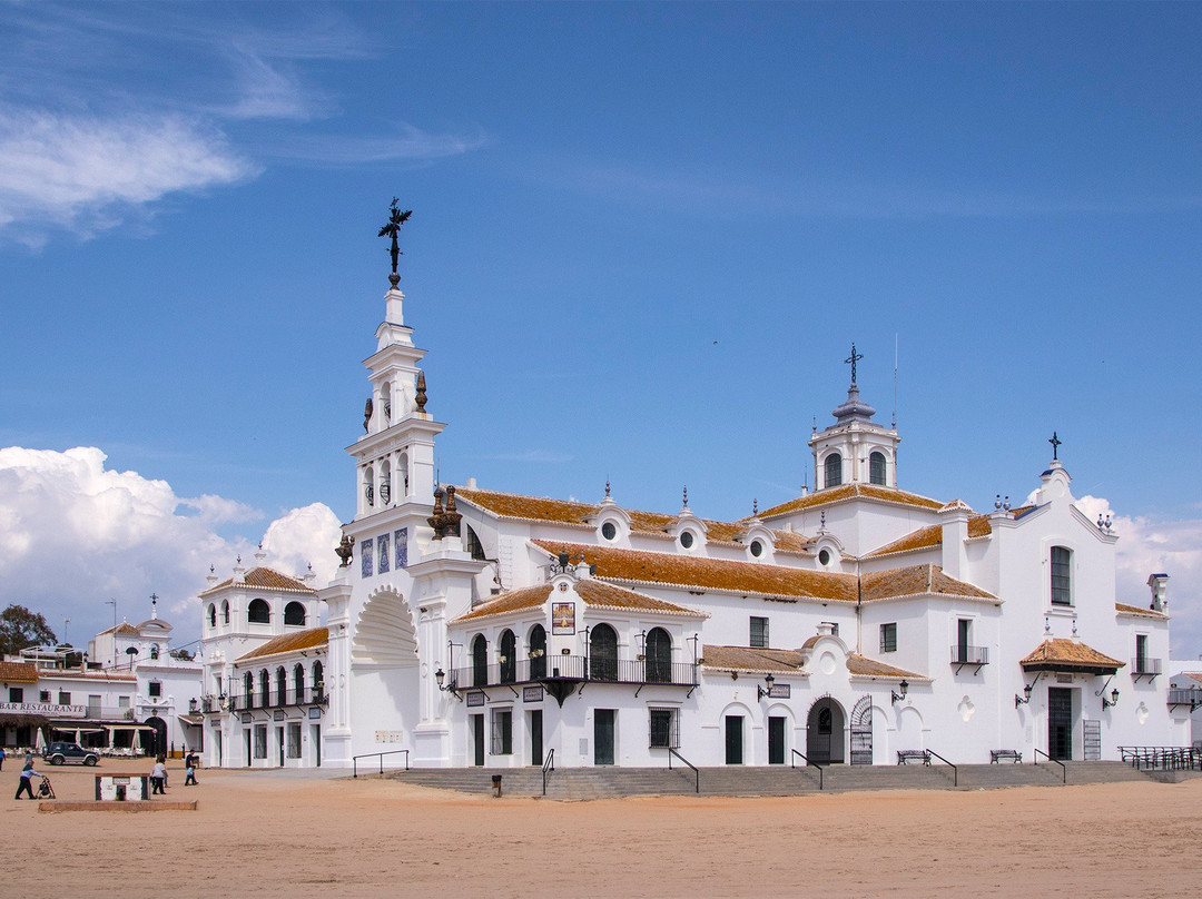 Santuario de Nuestra Señora del Rocío景点图片