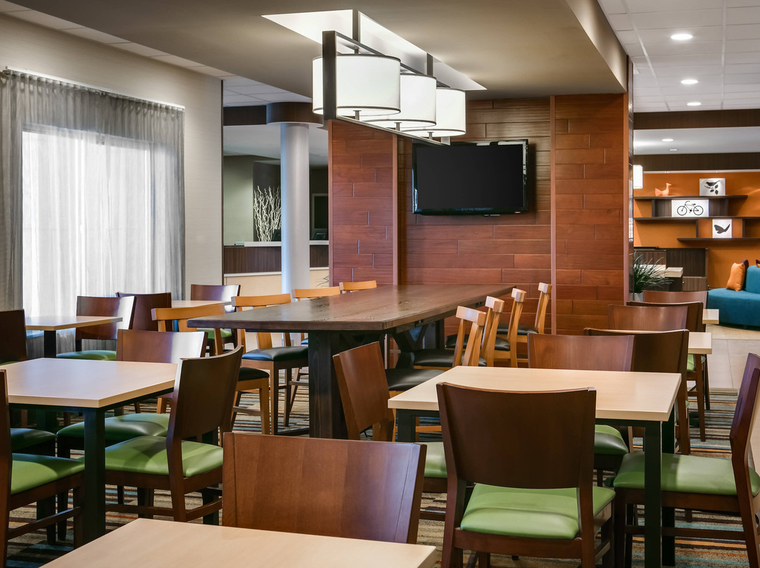 Fairfield Inn Manhattan主图