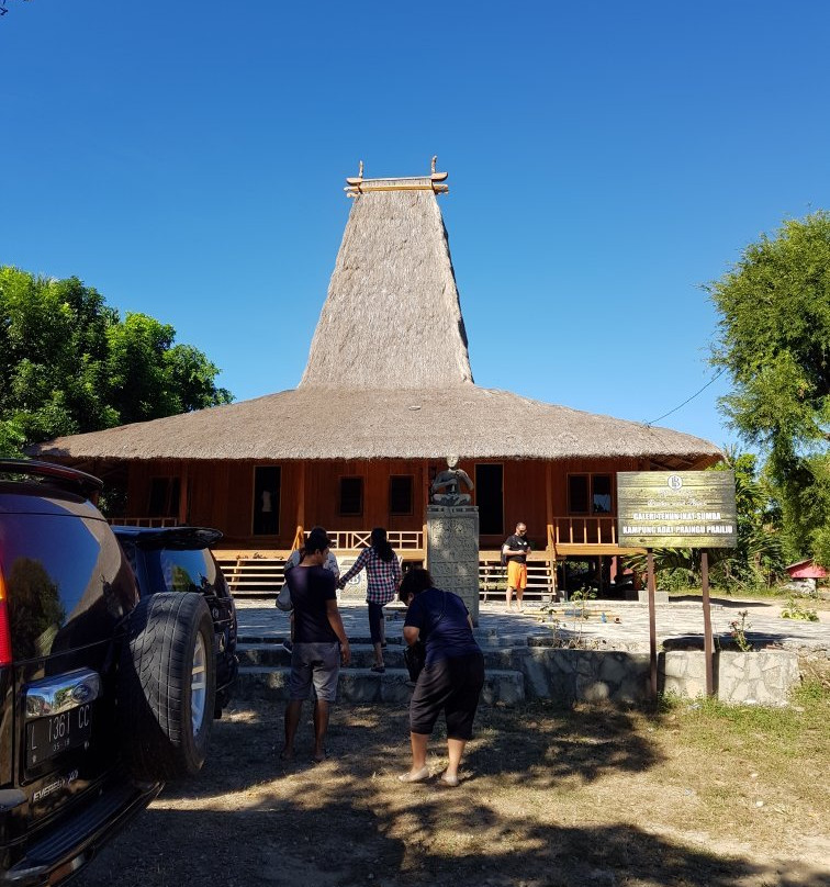 Prailiu Kampung Raja Village景点图片