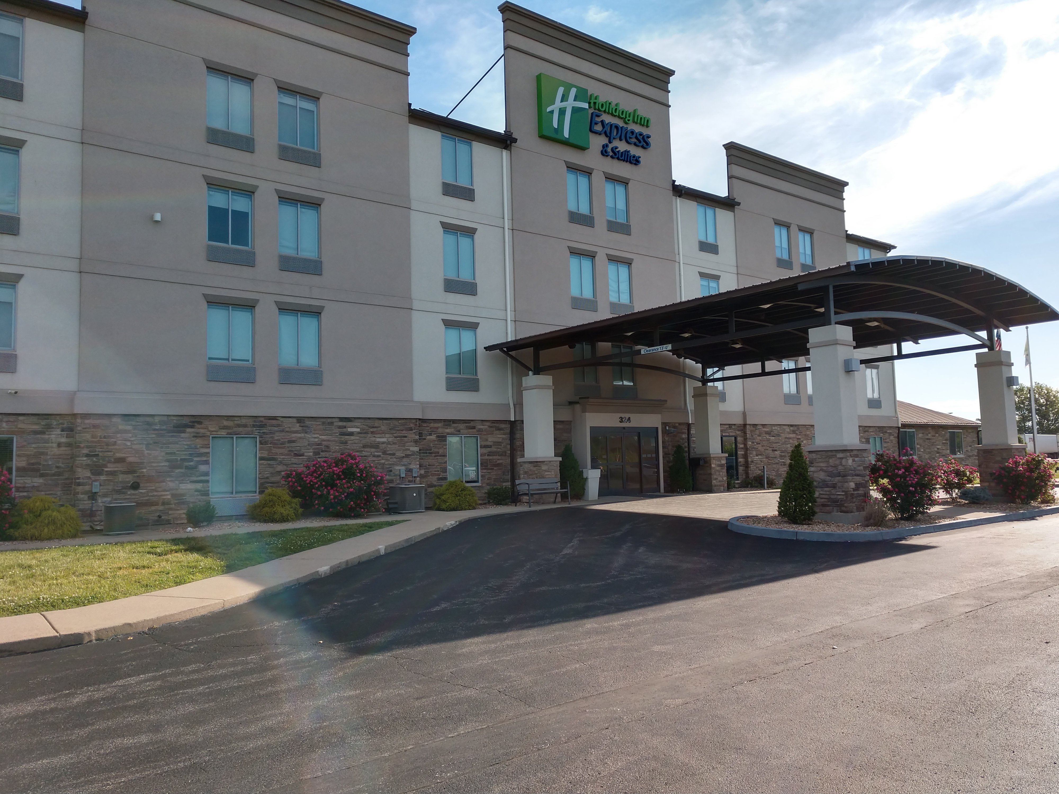 Holiday Inn Express & Suites Evansville North By IHG-浴室