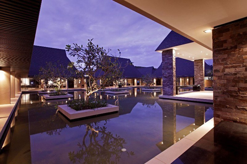 斐济高尔夫洲际度假酒店主图