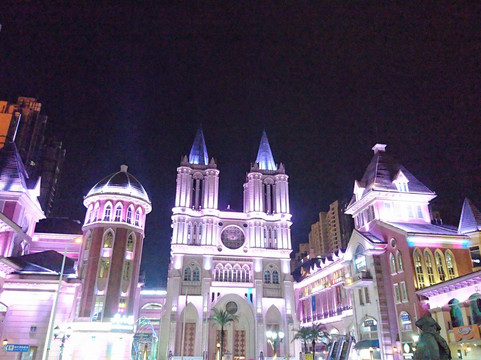 光谷多莫大教堂-武汉市必去景点