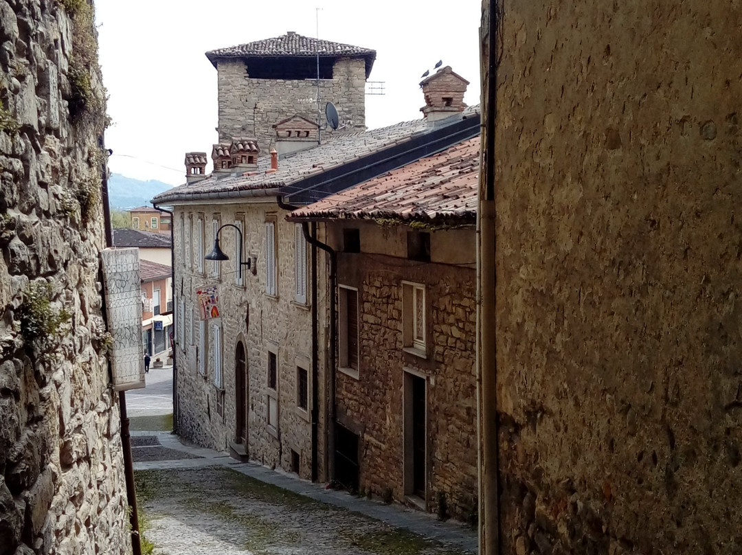 Castello Camozzi Vertova-Costa di Mezzate必去景点