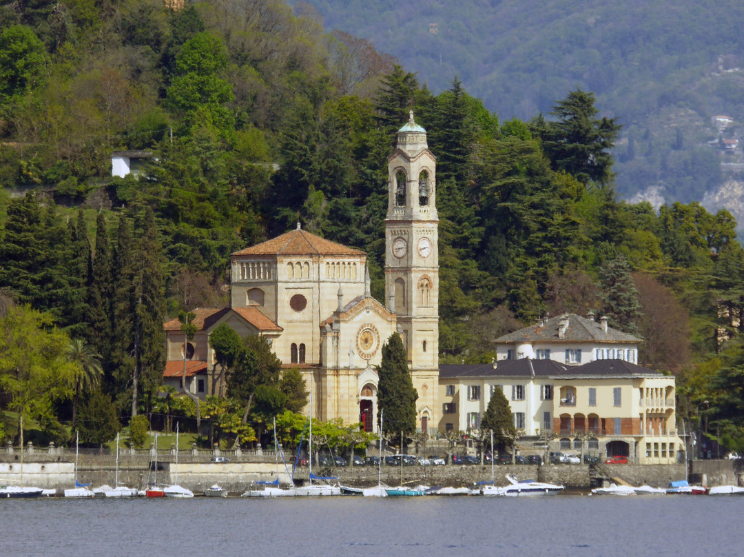 特雷梅佐旅游景点-Chiesa di San Lorenzo a Tremezzo