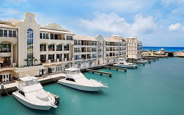 Port Ferdinand Marina and Luxury Residences主图