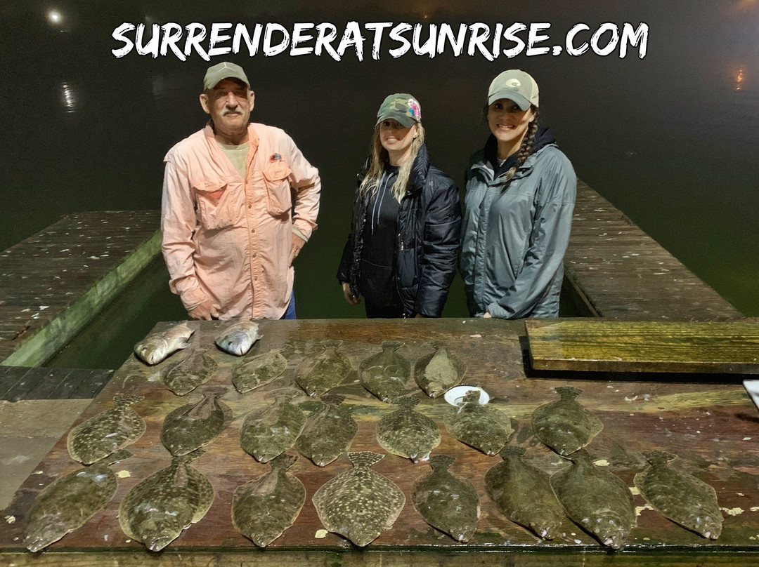 Surrender At Sunrise - Flounder Gigging Trips-Aransas Pass必去景点