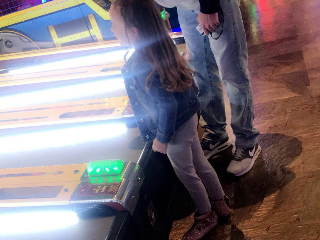 Main Event Entertainment-路易斯维尔必去景点