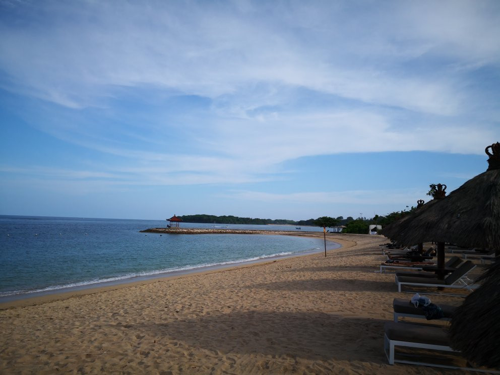 努沙杜瓦海滩景点图片