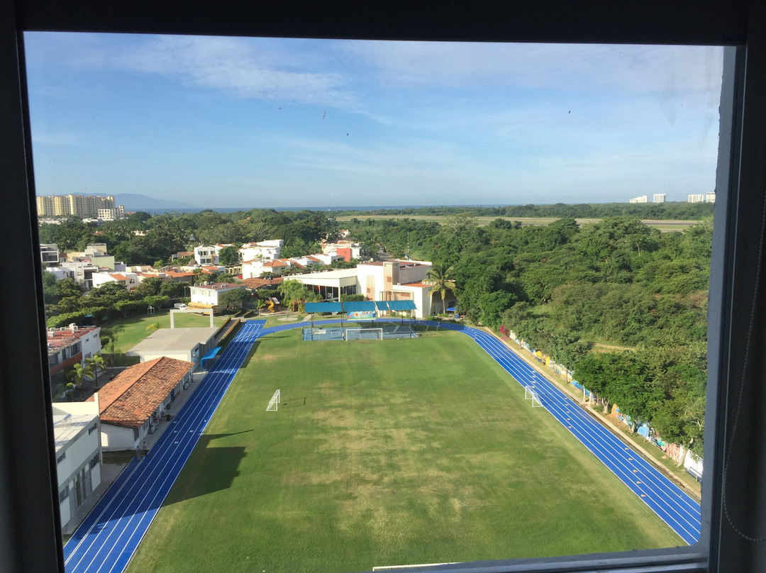 One Puerto Vallarta Aeropuerto主图