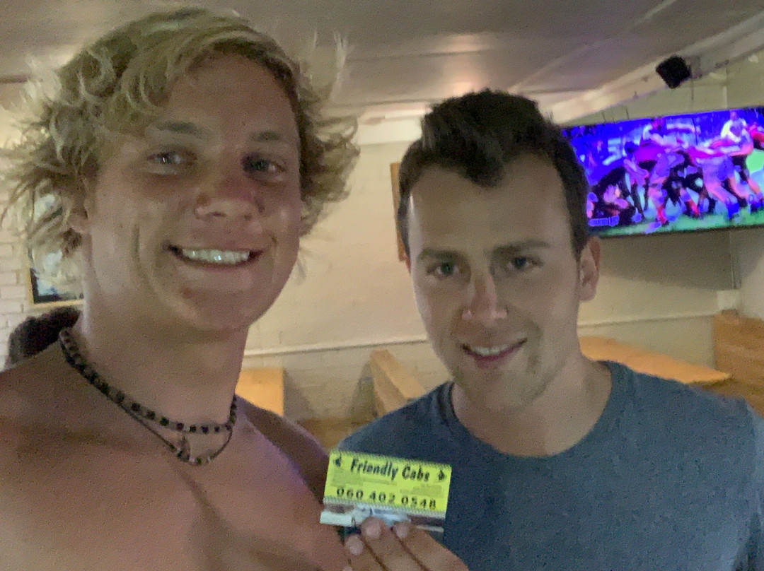 Friendly Cabs-杰佛瑞湾必去景点