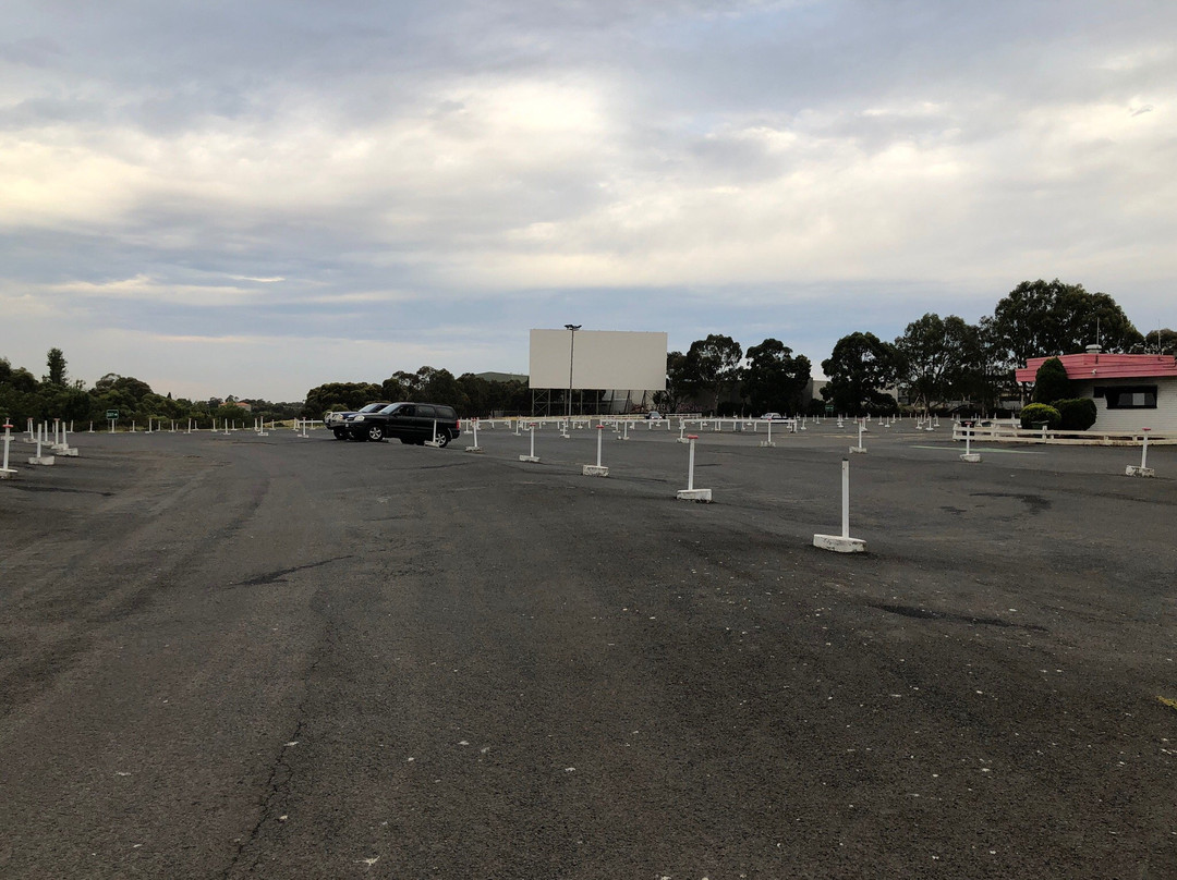 Village Cinemas Coburg Drive In景点图片