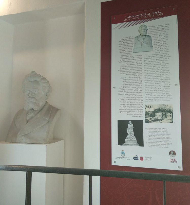 Museo Casa Natale di Giosue Carducci-彼得拉桑塔必去景点