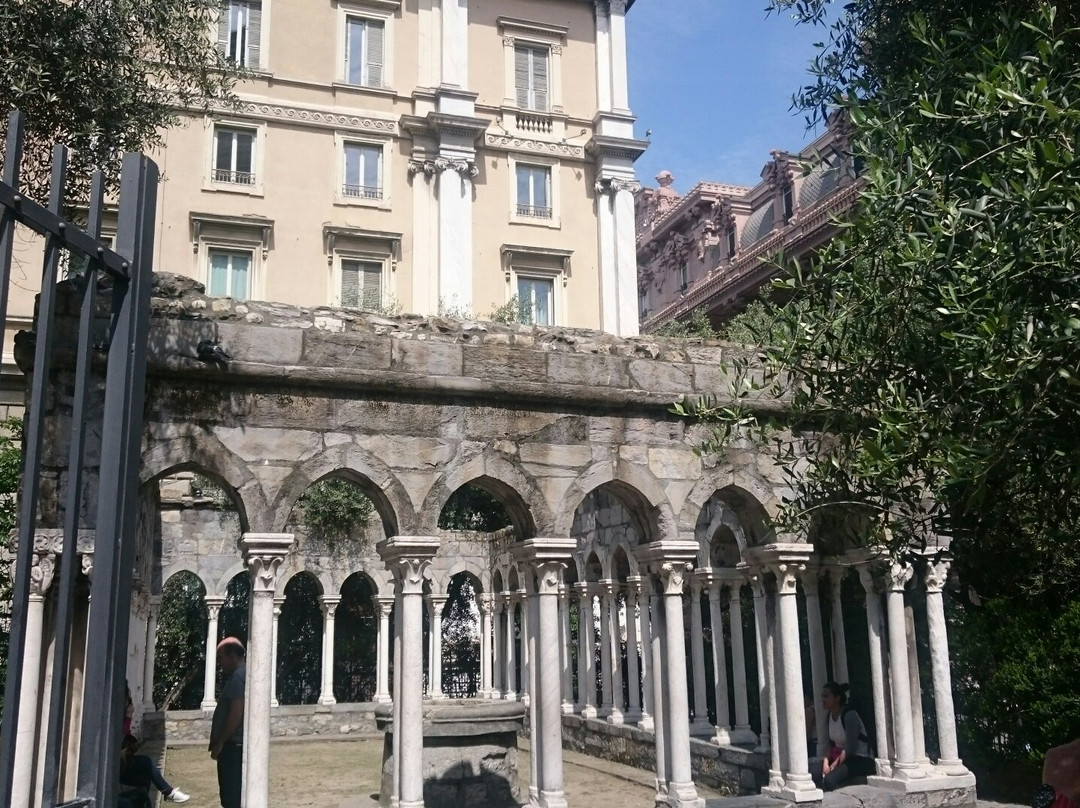 Crocefieschi旅游景点-Piazza Dante