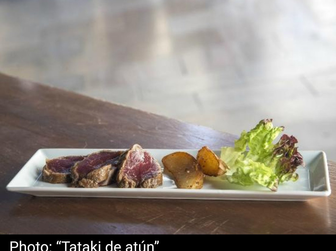 Everest Bar & Restaurant