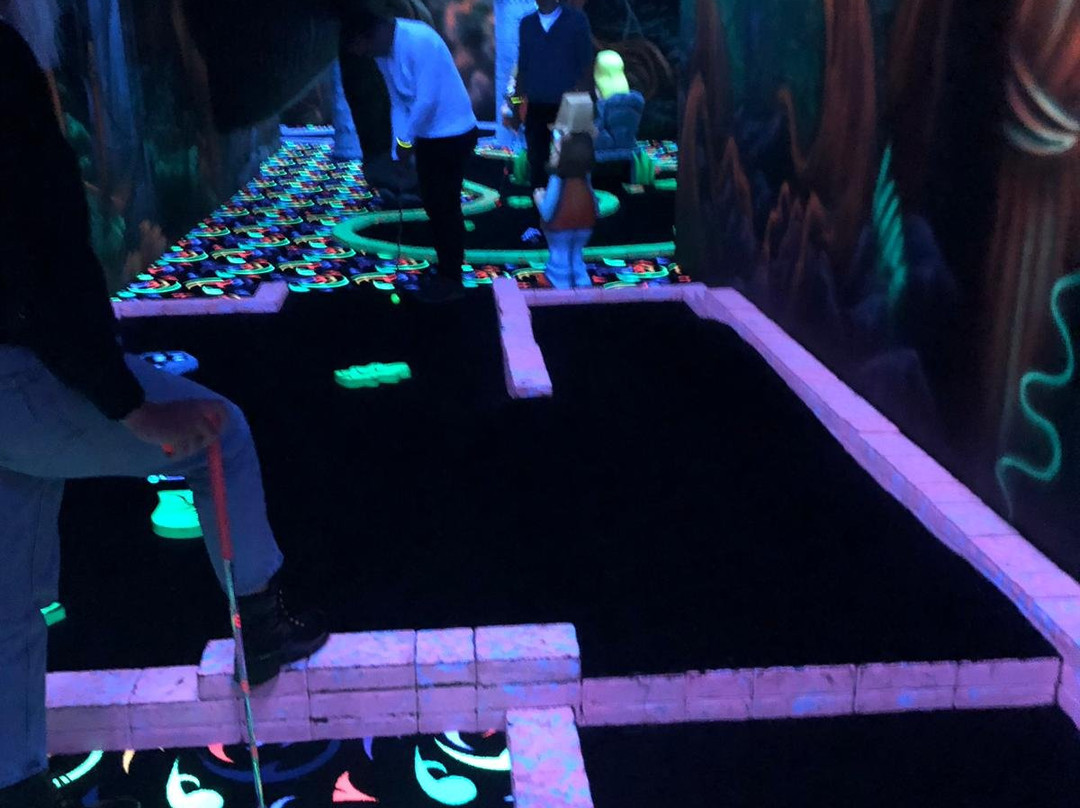 Glowgolf - Capelle/Rotterdam景点图片