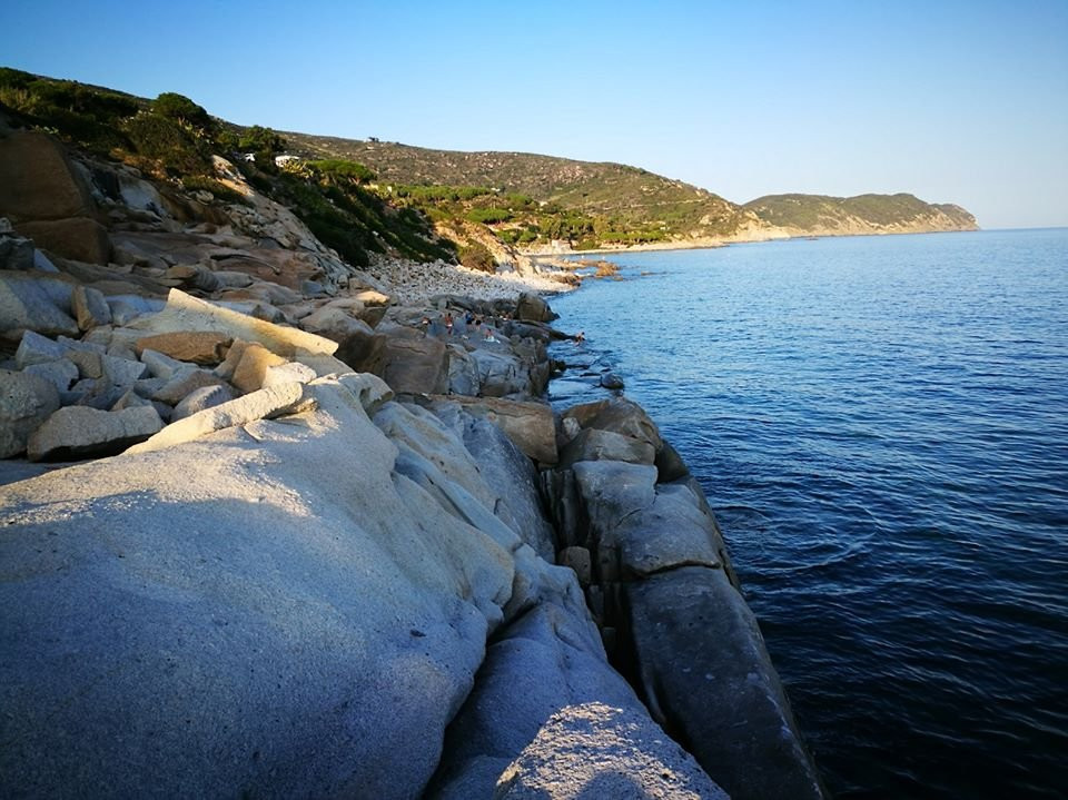 Scogliera delle Piscine景点图片