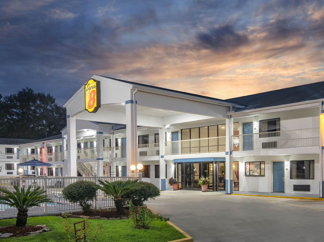 Super 8 by Wyndham Ocean Springs Biloxi主图