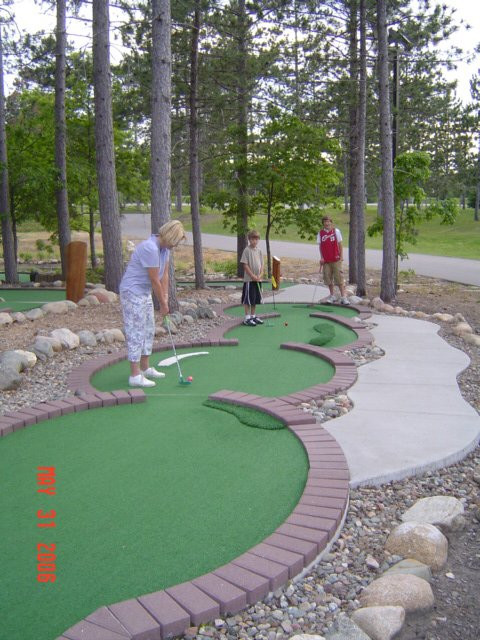 Wildwedge Golf, Mini Golf and Maze-Pequot Lakes必去景点