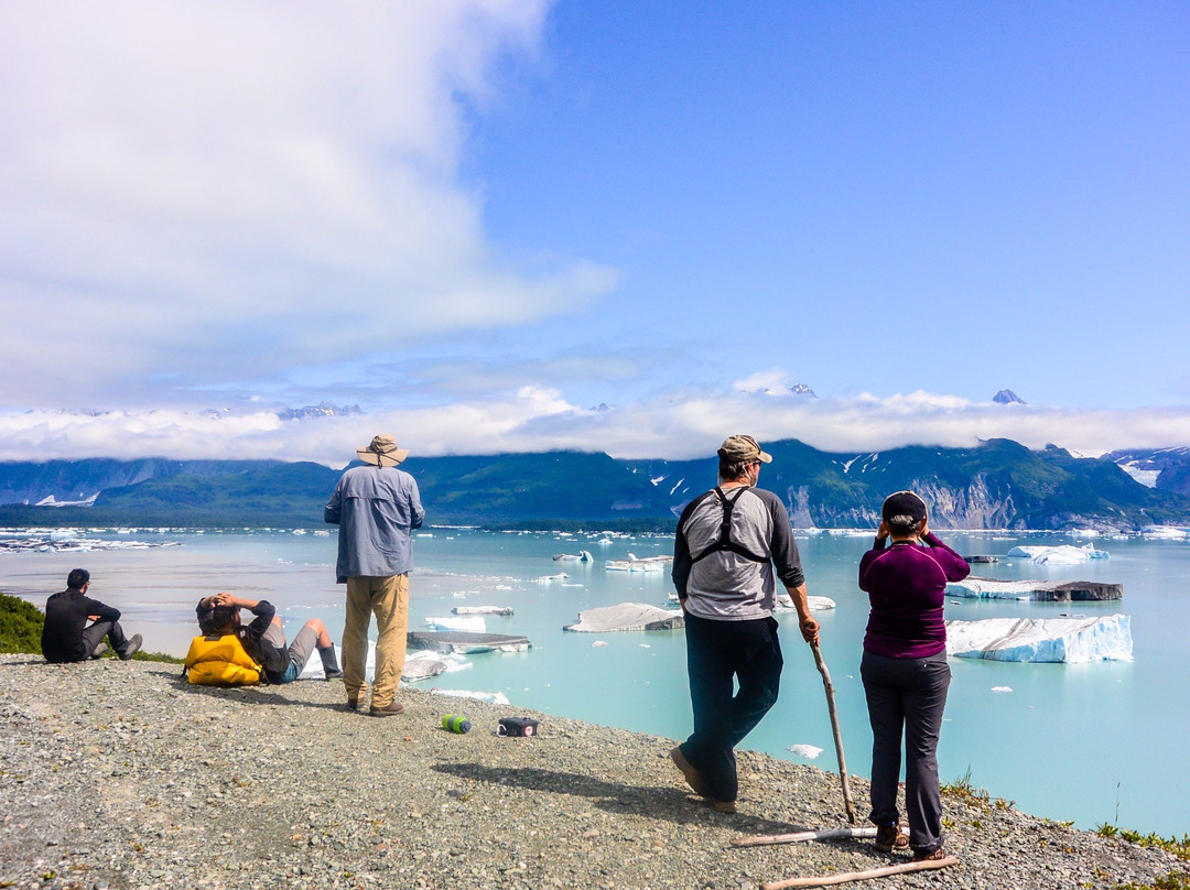 Canadian Rafting Adventures景点图片