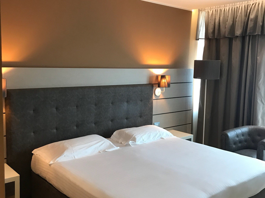 Hotel Glamour主图