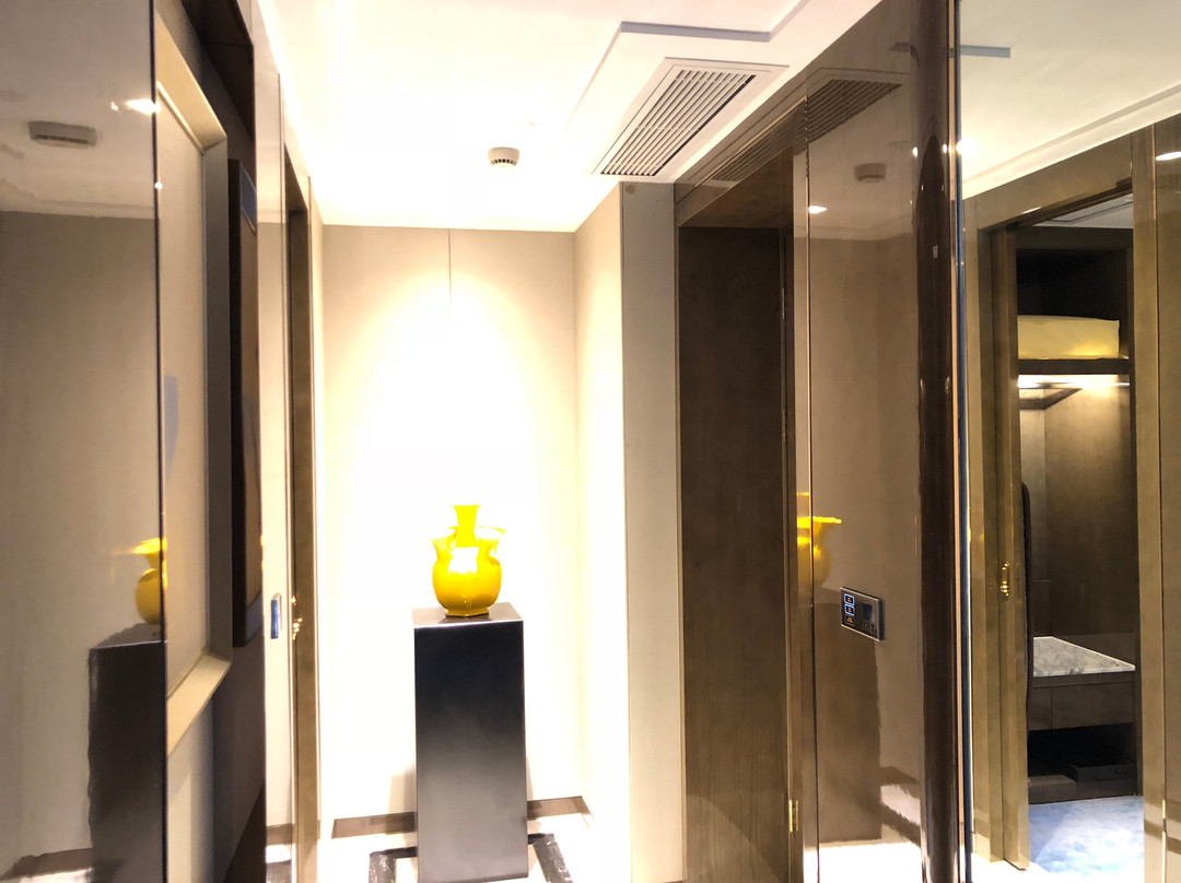 亨特索菲特酒店主图