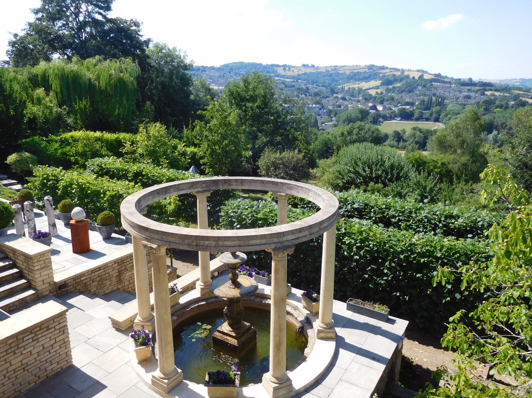 The Hidden Gardens of Bath景点图片