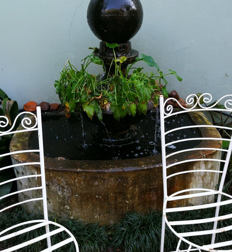 Bauhenia Guesthouse主图