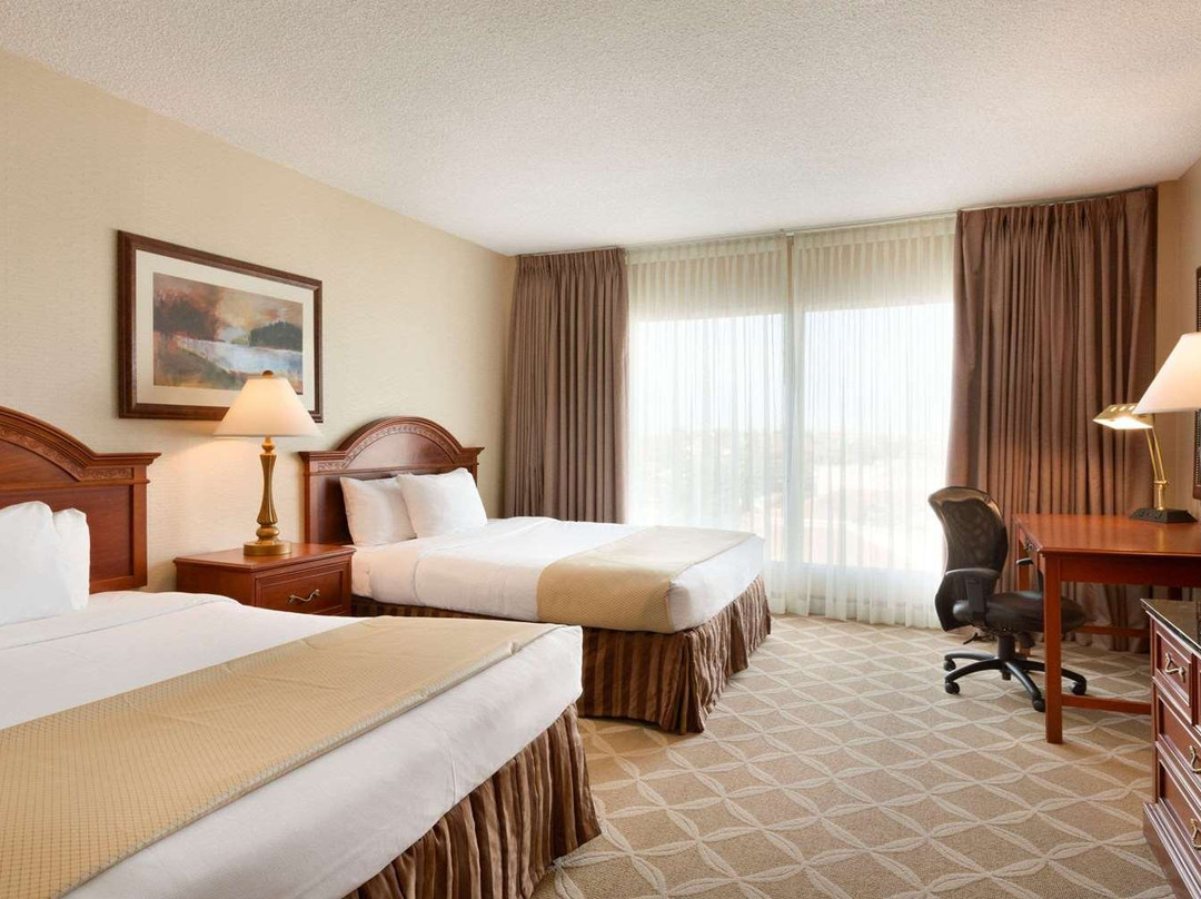 Border Inn and Suites主图