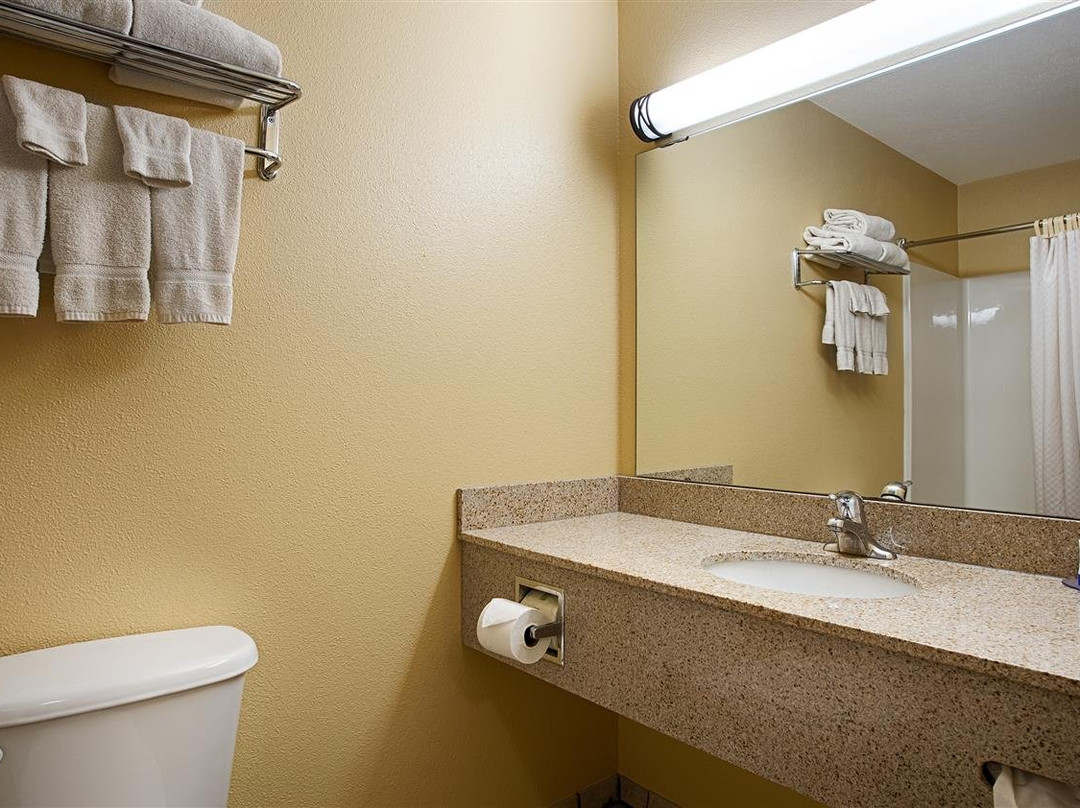 Best Western Penn-Ohio Inn & Suites主图