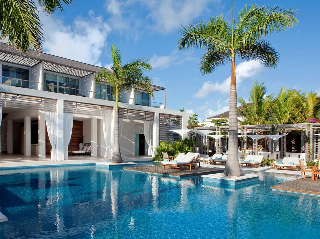 特克斯和凯科斯甘西沃特酒店主图