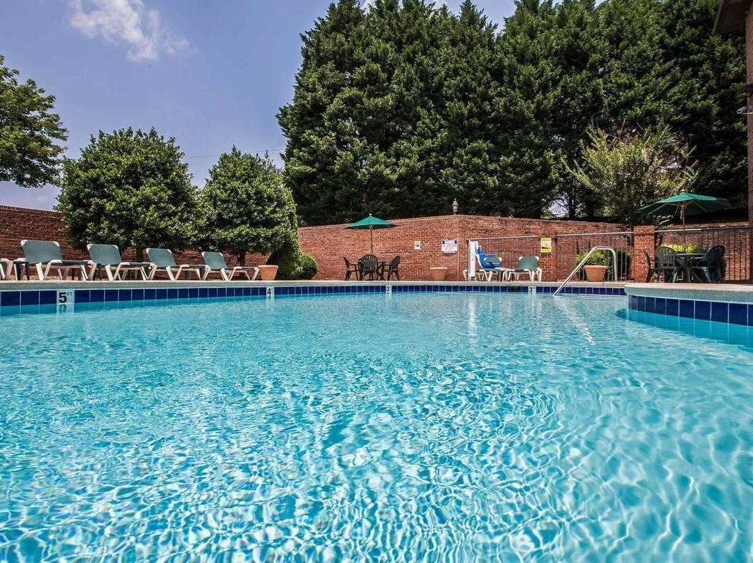 Comfort Inn & Suites Lenoir Hwy 321 Northern Foothills主图