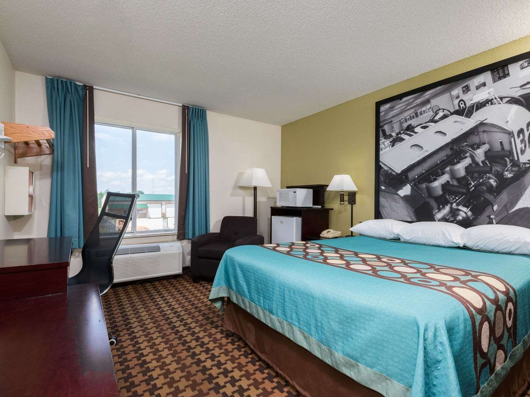 Super 8 by Wyndham Cloverdale主图